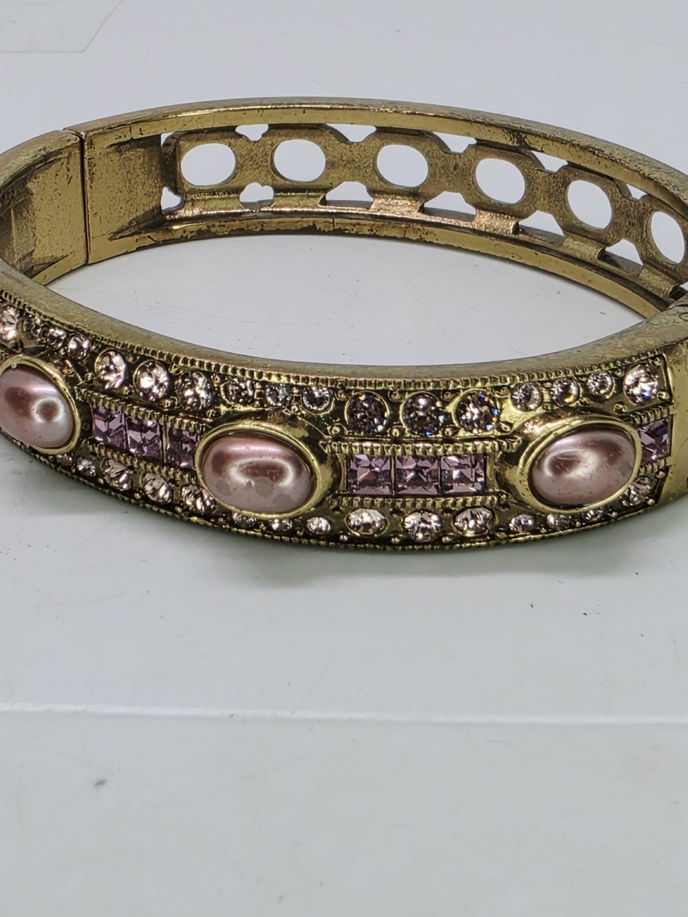 Heidi Daus Pink Swarovski Rhinestone Faux Pink Pearl 7" Hinge Bangle Bracelet - Picture 6 of 7